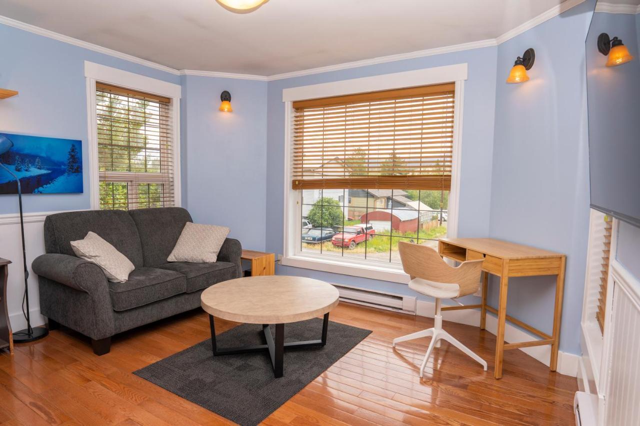 Downtown Whitehorse Apartment In Old Town Luaran gambar